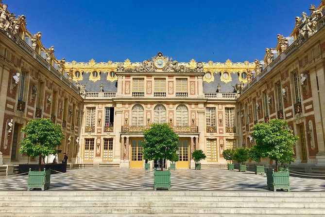 Versailles Palace Private Tailored Guided Tour With Hotel Pickup - The Hall of Mirrors and the meaning behind it