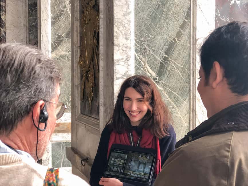 Versailles Palace: Private & VIP Guided Tour - Inside the palace for 90 focused minutes