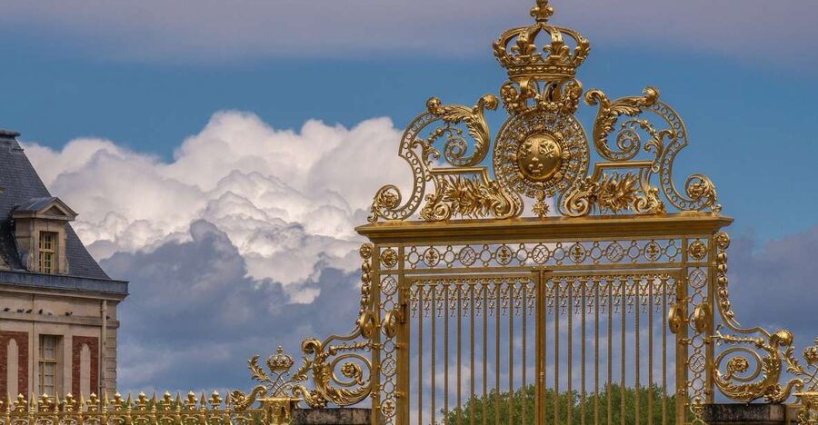 Versailles: Private Tour of the Palace with Reserved Entry - Why Versailles works well with a private guide