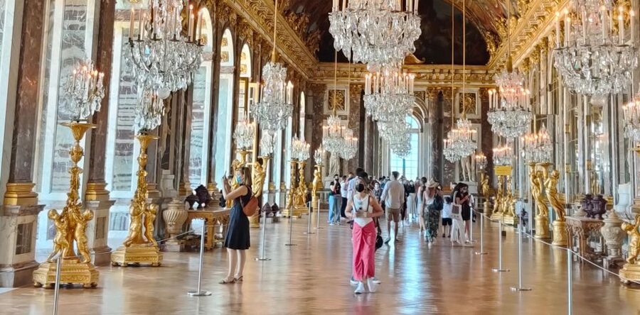 Versailles: Private Tour of the Palace with Reserved Entry - Timing problems and how to protect your two hours