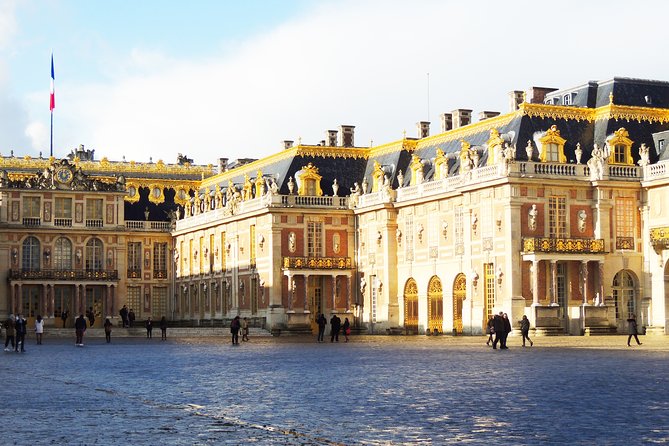 Versailles Small Group Guided Tour with Tranportation from Paris - Morning or afternoon: choosing the better departure
