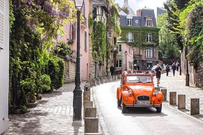 Vintage 2CV Adventure: 1 Hour 30 min Paris Secrets Tour - The Eiffel Tower from the outside