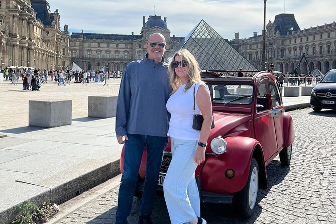 Vintage 2CV Adventure: 3-Hour Paris Highlights Tour - Seeing famous monuments without losing the city