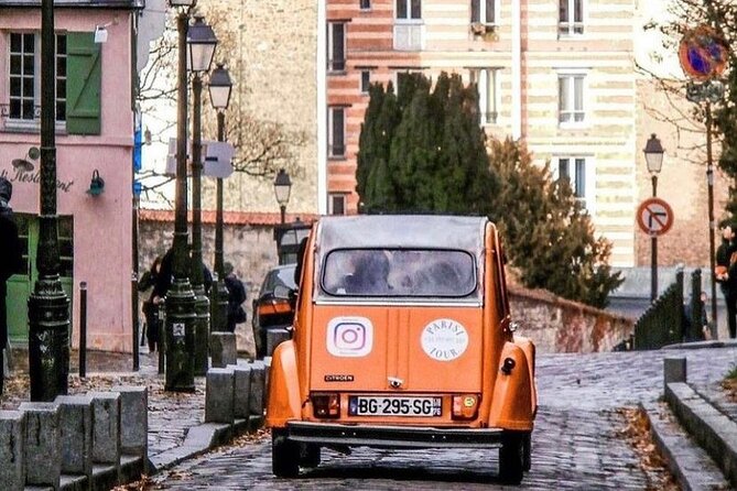 Vintage 2CV Adventure: 3-Hour Paris Highlights Tour - Comfort inside a classic French car