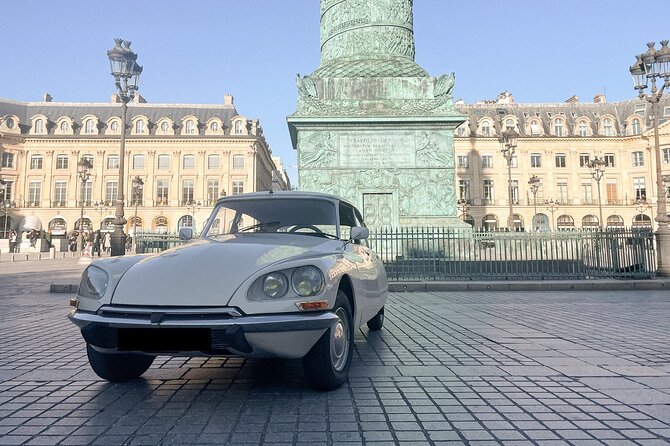 Vintage Car Private Tour of Paris : Iconic Open-Top Citroën DS - Invalides, Pont Alexandre III, and the Grand Palais
