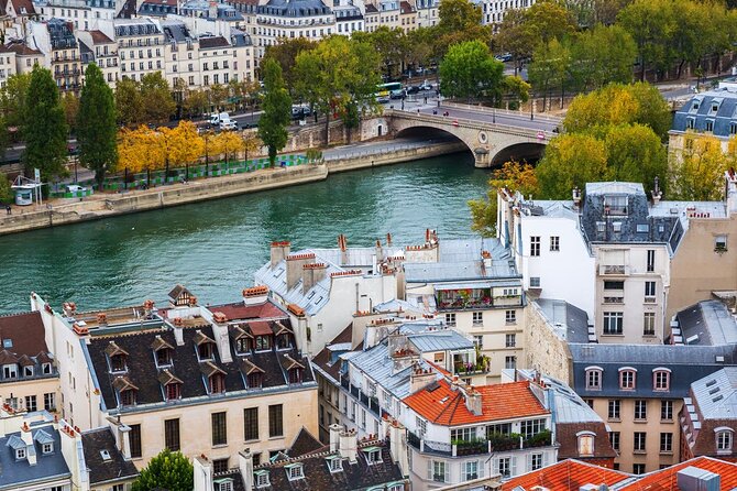 VIP Paris in a Day: Montmartre, Louvre, Île de la Cité, Cruise - One long day, three very different faces of Paris
