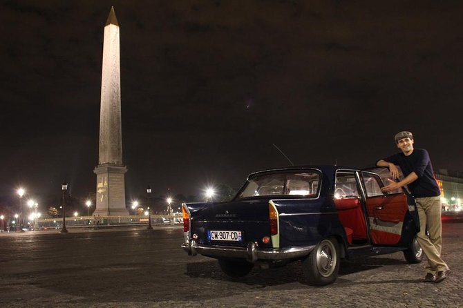 Visit Paris in a vintage car - Notre-Dame: a quick photo stop