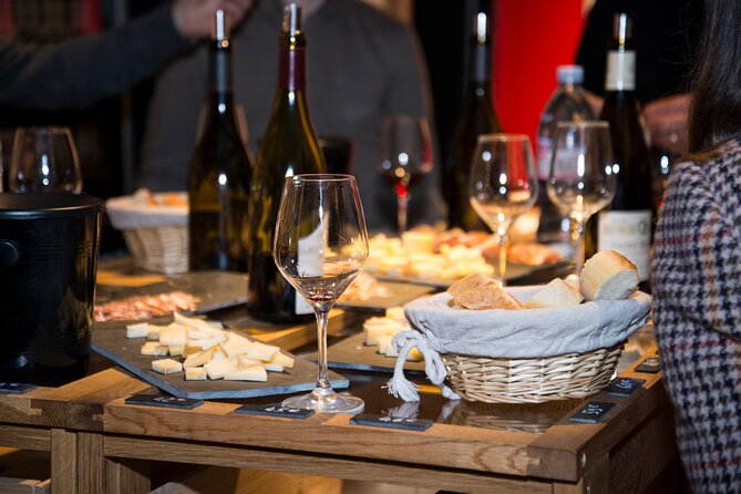 Wine and cheese tasting at Latin Quarter - Three wines, three ways to understand France