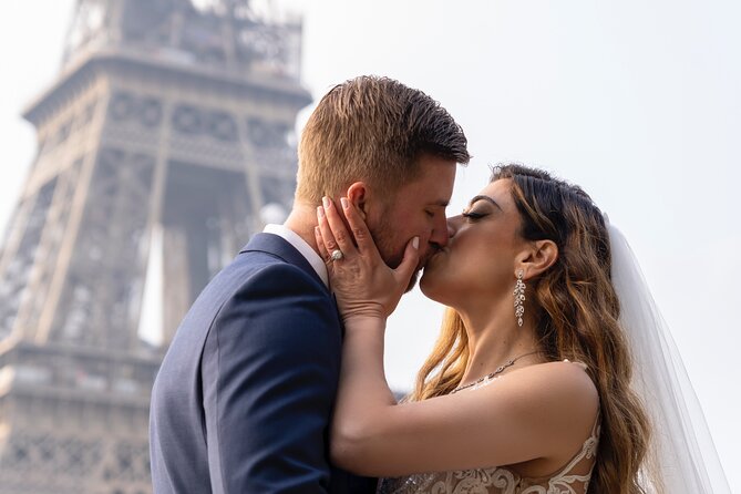 Your best pictures in Paris 1h Private photoshoot - Posing help for people who dislike posing